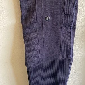 RARE Lululemon Ebb to street flow legging